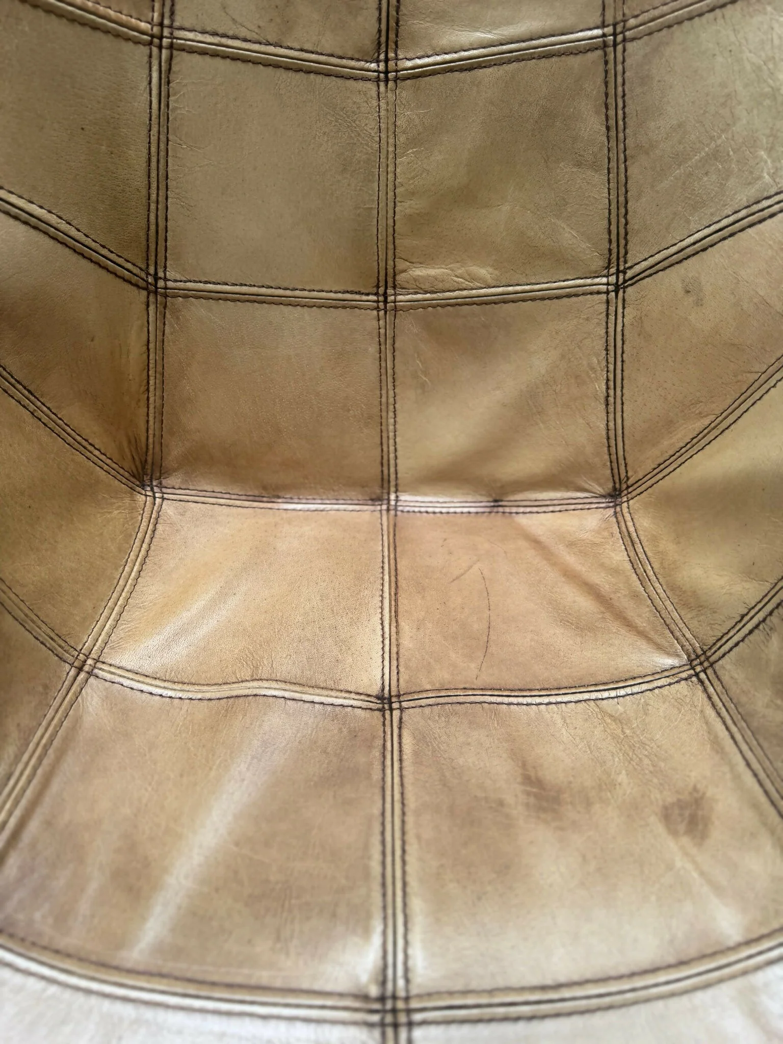 Mid-Century, Italian style soft leather tub chair - Antique Light Beige & Grey - Image 2